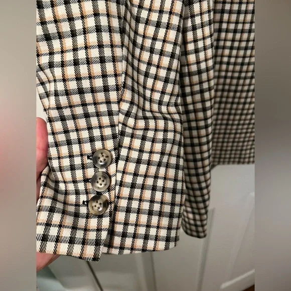 Women’s plaid blazer - Size M - Picture 4 of 4